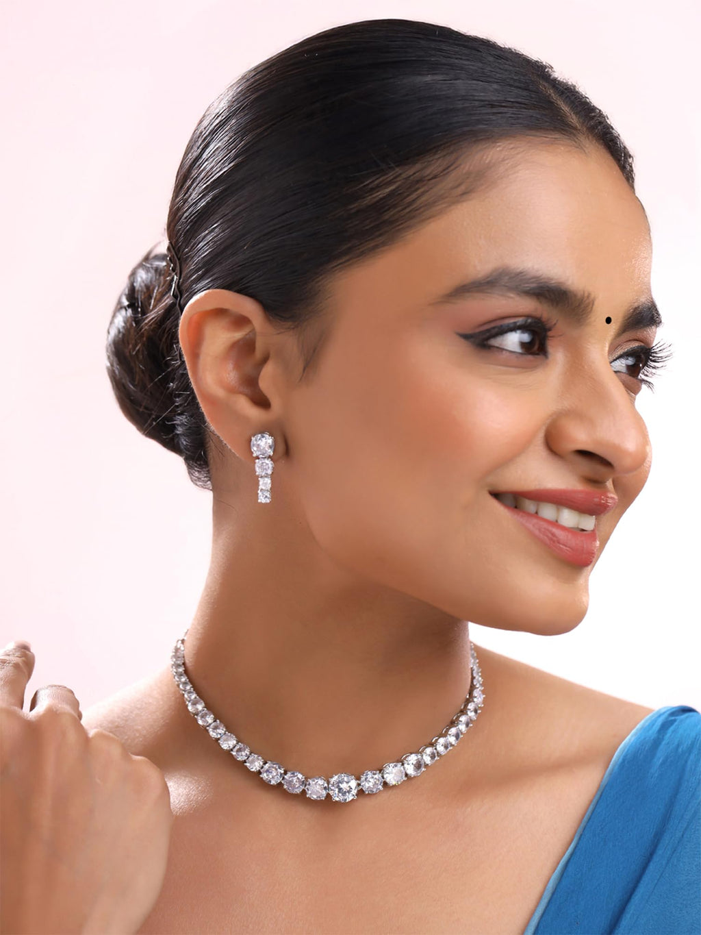 Yellow Chimes Jewellery Set for Women and Girls Traditional American Diamond Jewellery Set | Rhodium Plated AD Necklace Set for Women | Birthday Gift for girls and women Anniversary Gift for Wife ( ‎ YCADNS-24CRYCIR-WH)