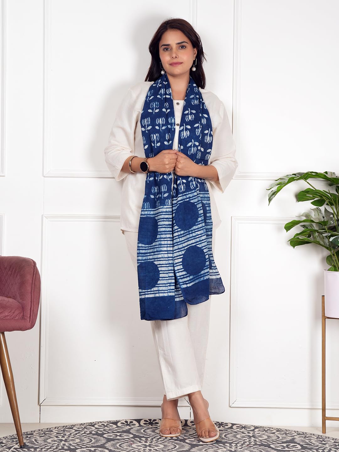 RAI SAHAB Printed Cotton Scarf for Women, Lightweight Soft Scarves Stoles for Summer & Winter(ST-40FLWRBLUE)