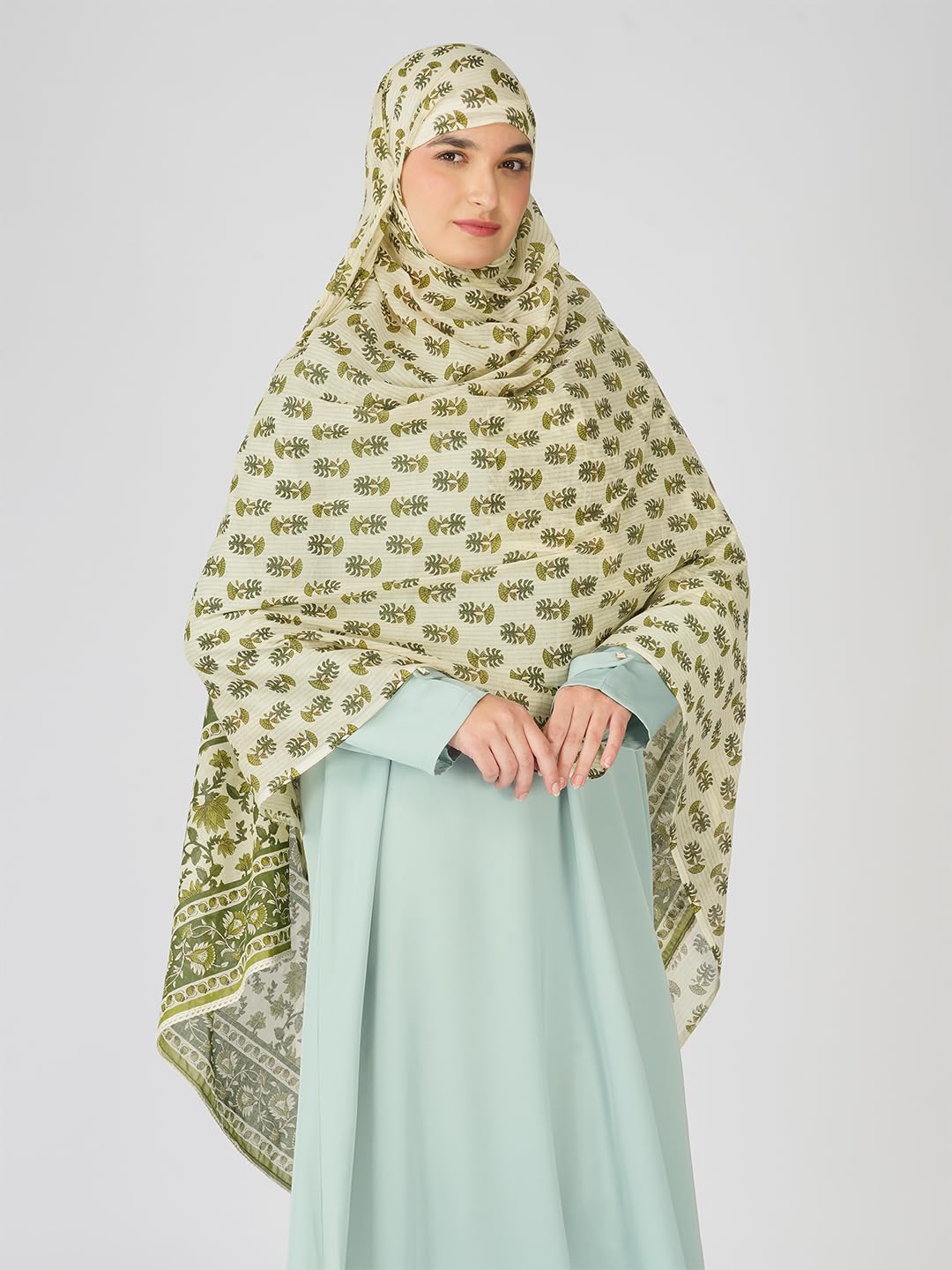 ANA Hafsa Green Floral Dupatta | 93 x 42 Inches – Premium Mulmul Cotton | Lace Border | Lightweight, Soft & Breathable