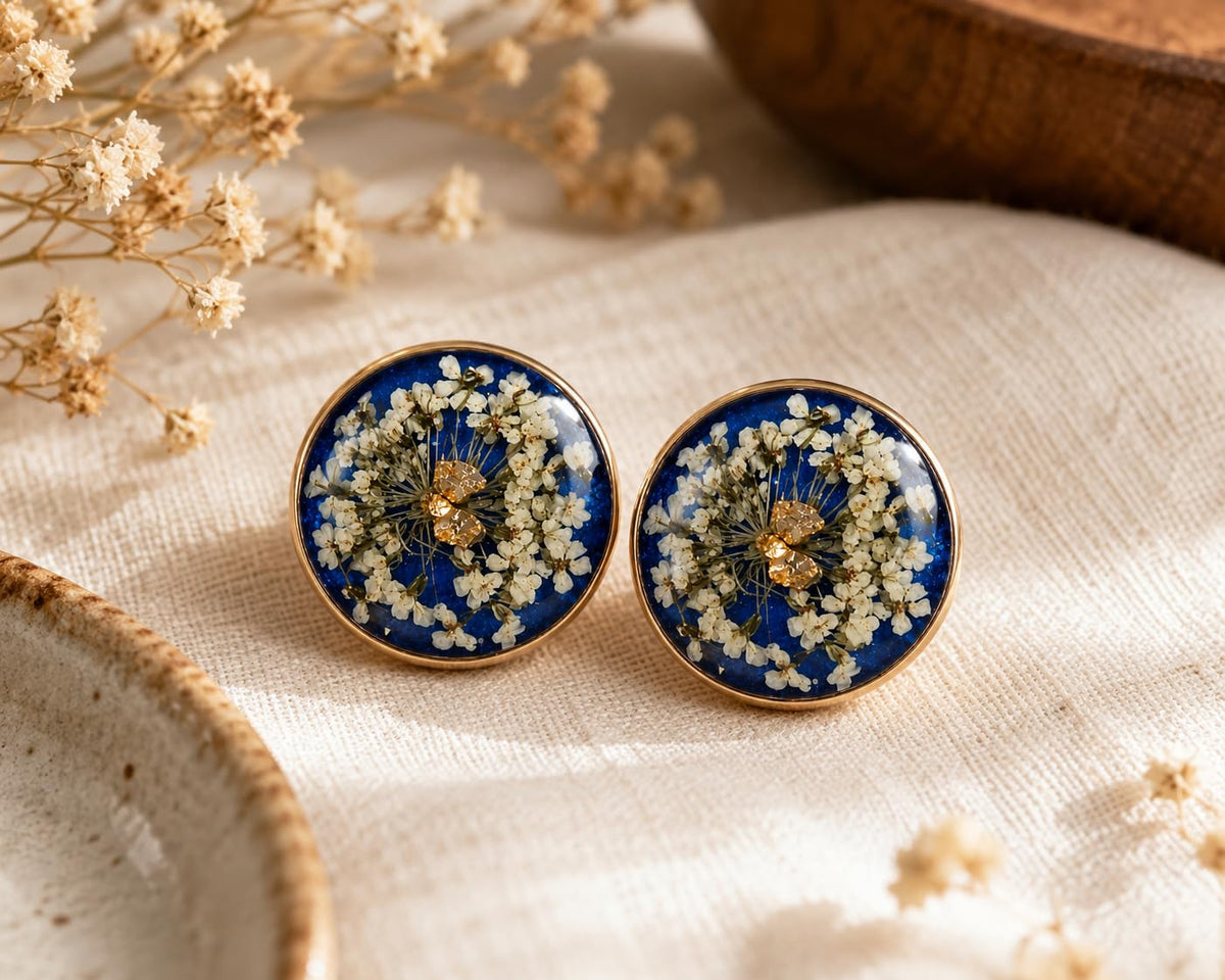 Handmade Botanical Real Dried Flower Resin Stud Earrings for Women (Blue)