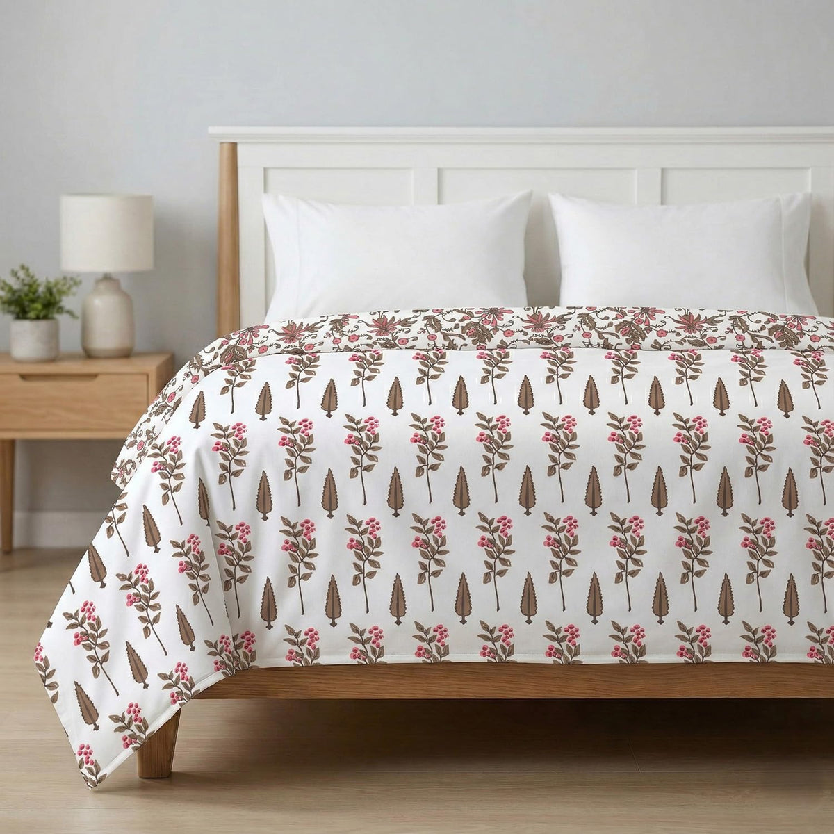 AYKA 100% Cotton Dohar Double Bed 85x96 Inch (216x244 cm) | 150 GSM Lightweight Cooling AC Blanket | Soft Breathable Modern Style Summer Comforter | Reversible Printed Quilt (6, Double) Kafalo