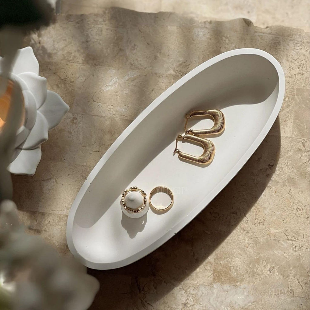 Kitty Cat® Concrete Jewelry Tray Trinket Dish – White Decorative Oval Tray, Perfume & Key Organizer, Modern Vanity Storage for Jewelry, Aesthetic Candle Holder, Home Decor (Boat)