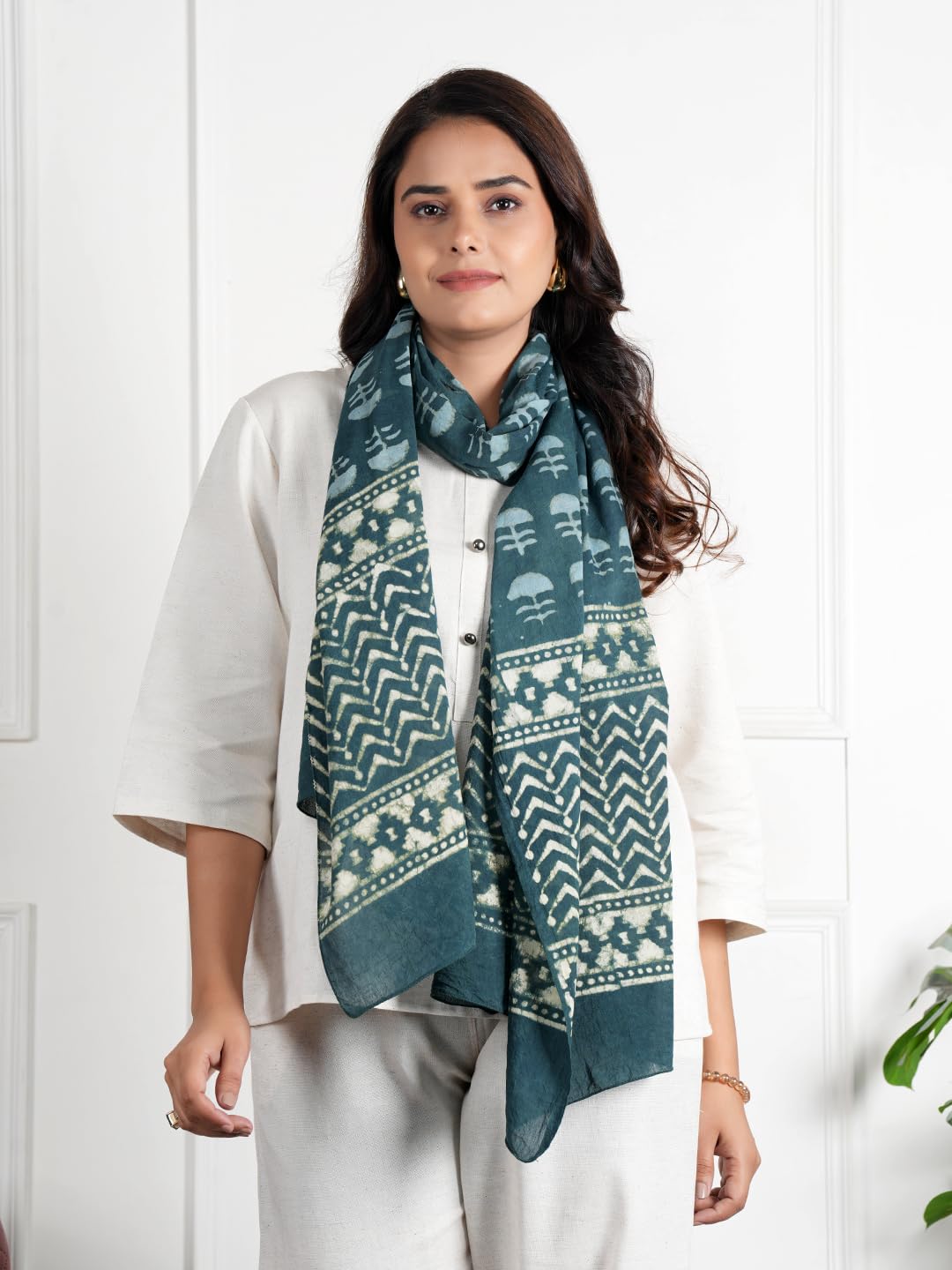 RAI SAHAB Printed Cotton Scarf for Women, Lightweight Soft Scarves Stoles for Summer & Winter(ST-83GREEN10)
