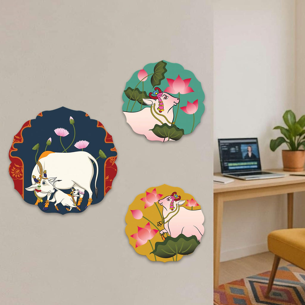 Artvibes Sacred Cow Pichwai Art Round Shape MDF Wooden Wall Decor Items | Living Room | Office | Handcrafted Art | Wall Accent | Painting | Artworks Hangings | Gift Items (WH_8814NN), Set of 3