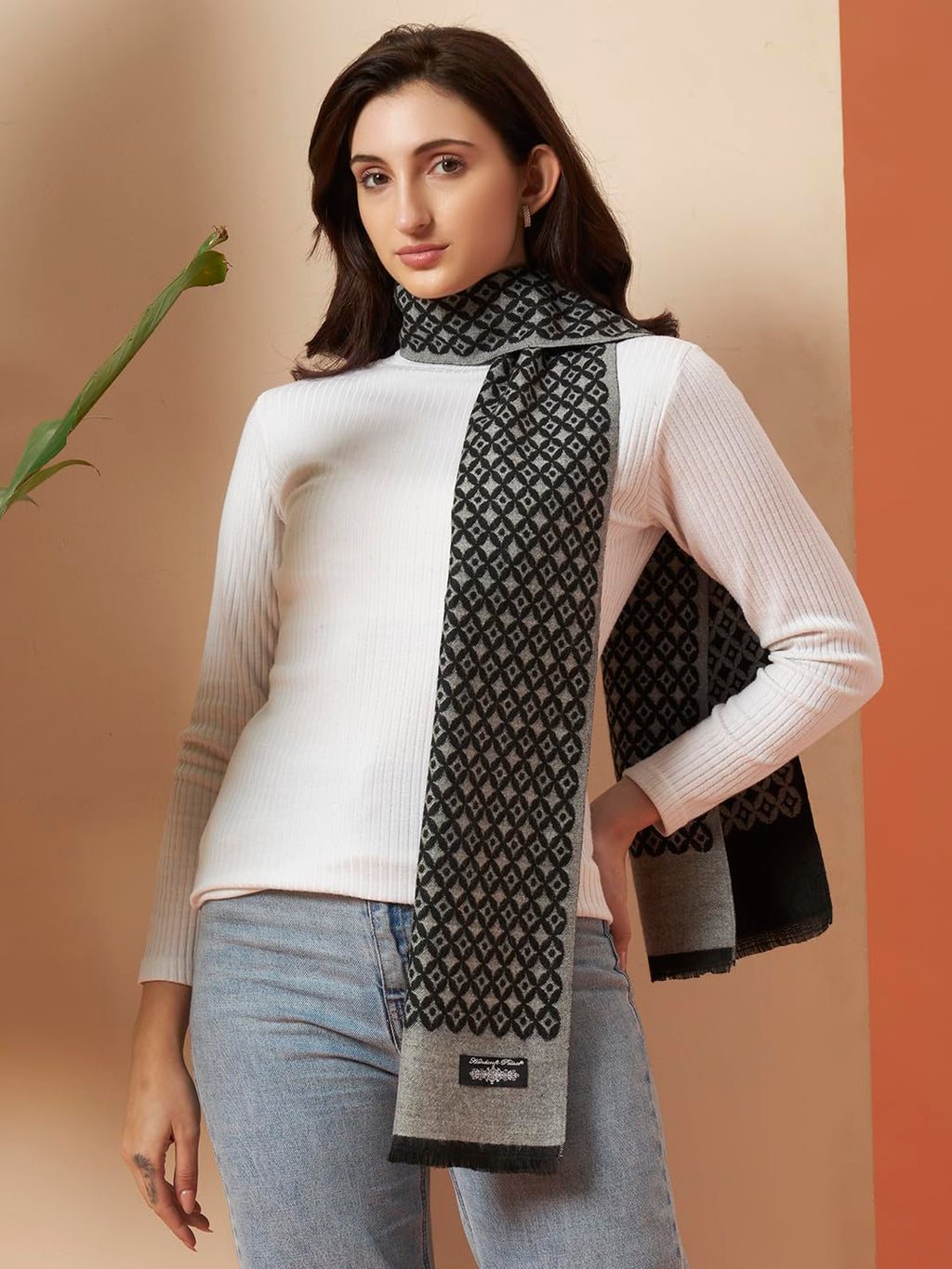 Ravaiyaa - Attitude is everything Women Woolen Ikat Design Casual Warm Winter Wear Muffler Scarf Stole 72x14 Inch (Grey Argyle/Diamond)