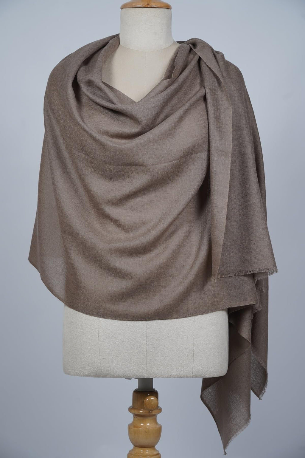 VIC Cashmere Fine Wool Plain Hand-Dyed Stole – Soft, Lightweight Luxury Wrap | Size 70x200cm | VIC-CMS-PLHD05 (Coffee)