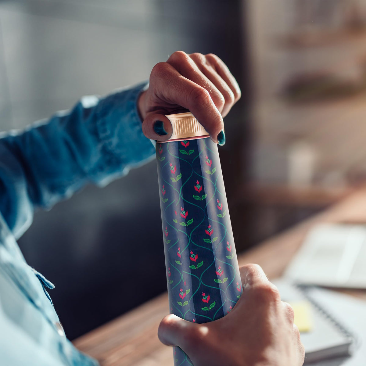 MILTON Copper Delight Design Water Bottle, 915 ml, Ethnic | Lacquer Coating, Curved Bottle | Diwali | Festive | Gifting | Yoga | Home | Kitchen | Vedic