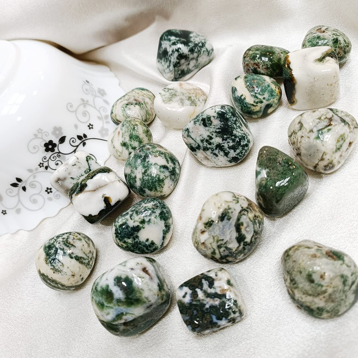 Tree Agate Tumble Stone 50 Gm | Natural Healing Crystal for Calm Energy, Emotional Stability & Growth | Polished Pebble Stones for Meditation, Spiritual Home Decor, Vastu & Gifting (2-4 Pcs)
