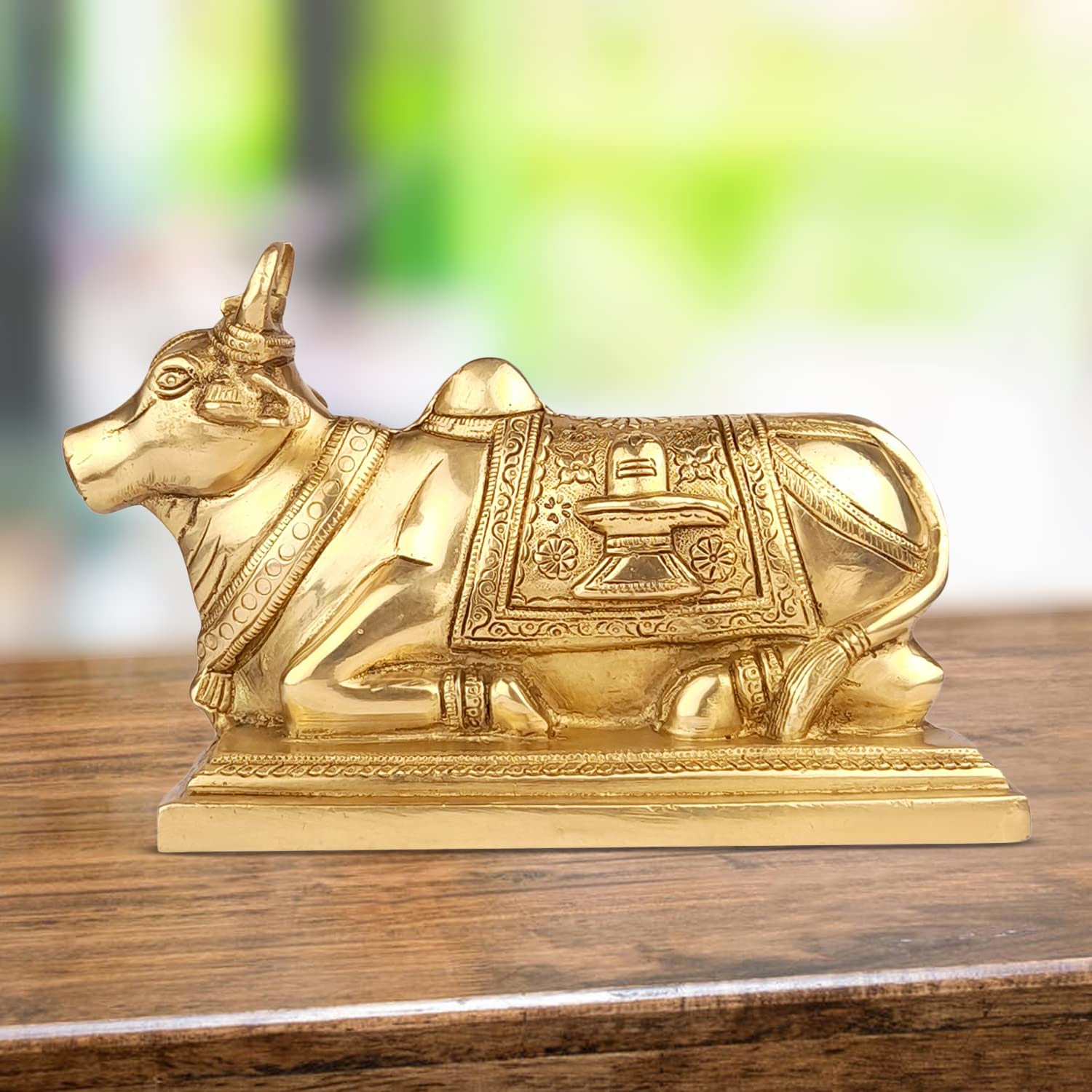 ARTVARKO Shiv Ji Parvati Vehicle Nandi Bull Statue Brass Idol Shiva Devotee Seated Sculpture Showpiece Decorative Home Décor Office Temple (8x3,5x5 Inches 2.5 Kg)