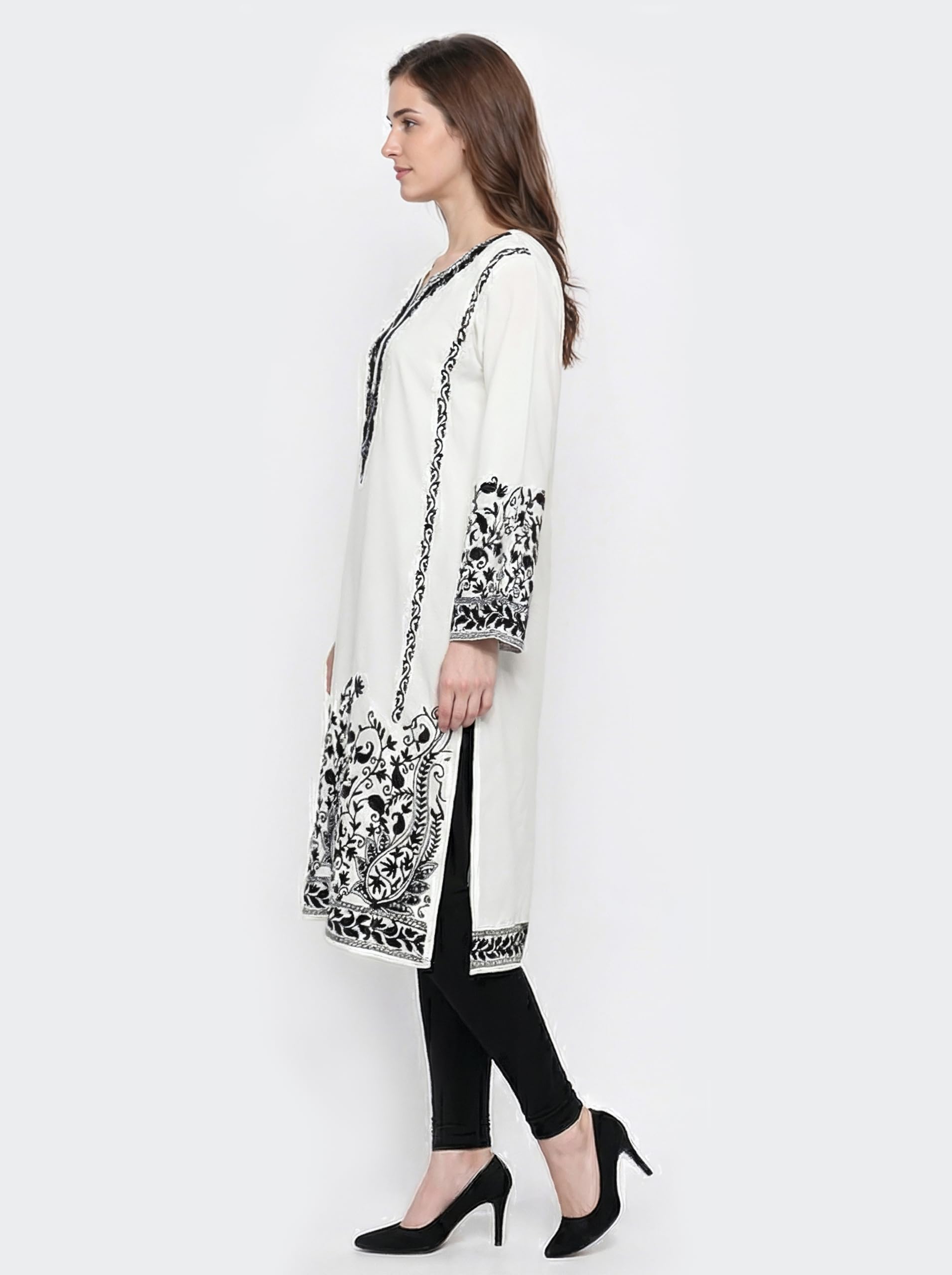 PASHMINA PARADISE Kashmiri Woolen Phiran | Traditional Kashmiri Motifs | Paisleys, Floral Vines & Ornamental Borders | Phiran for Women-Free Size | Deep Maroon (Ivory)