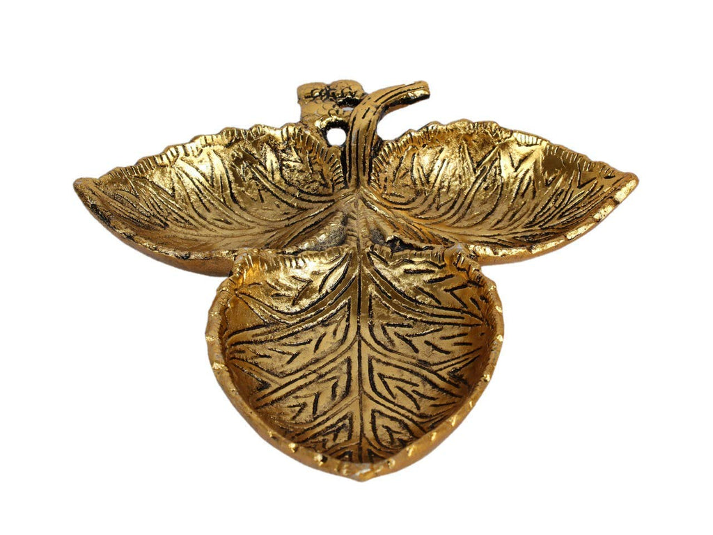 PRINCE HOME DECOR & GIFTS Aluminum Floral Leaf Pattern Dry Fruit Tray (Golden, 15 x 15 x 4 cm)