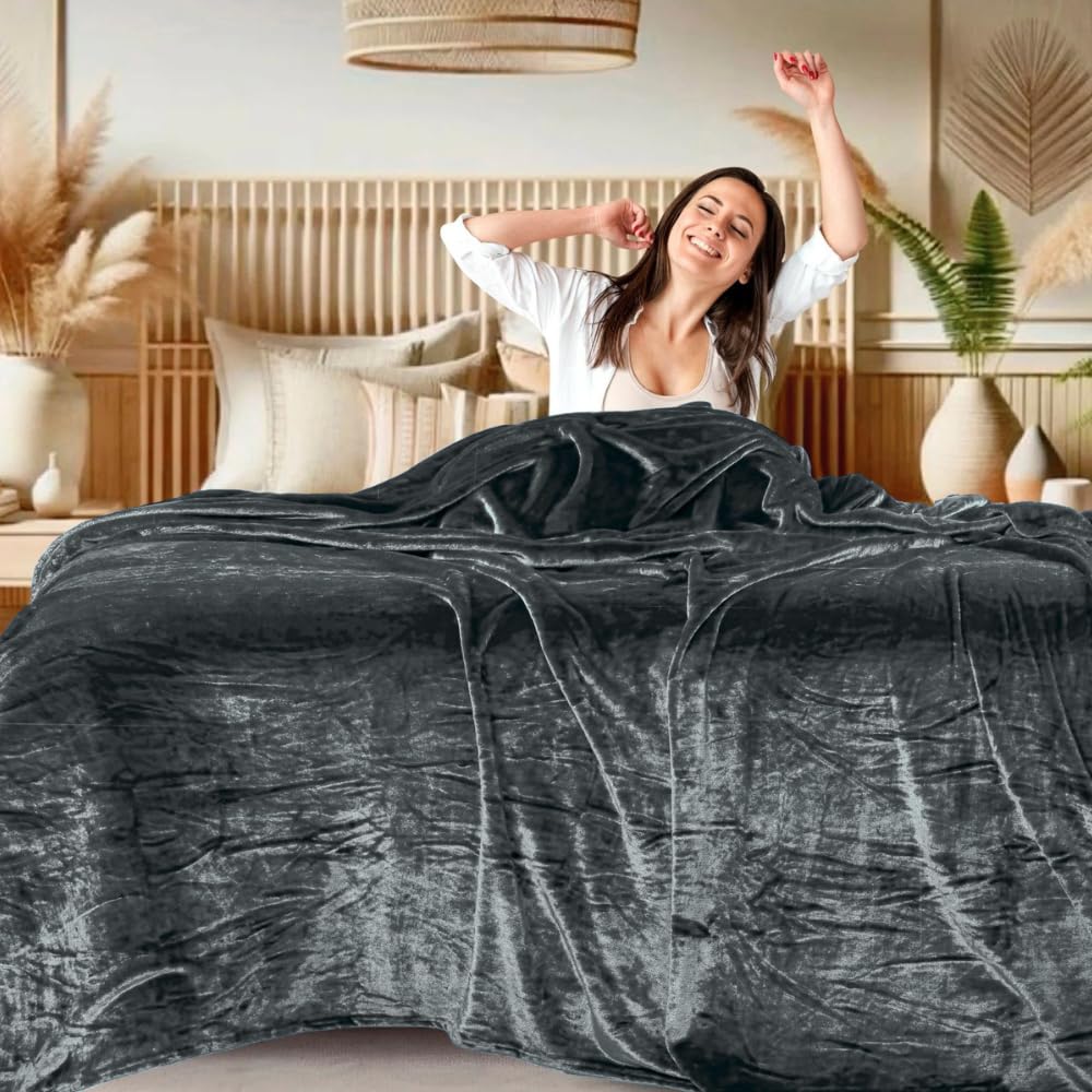 Abrazo AC Blanket | 300 GSM Lightweight Super Soft Cozy for Bed, Sofa, Couch, Travel & AC Room | Double Bed 220×240 cm | Solid Color | Breathable All-Season Comfort (Grey) Kafalo