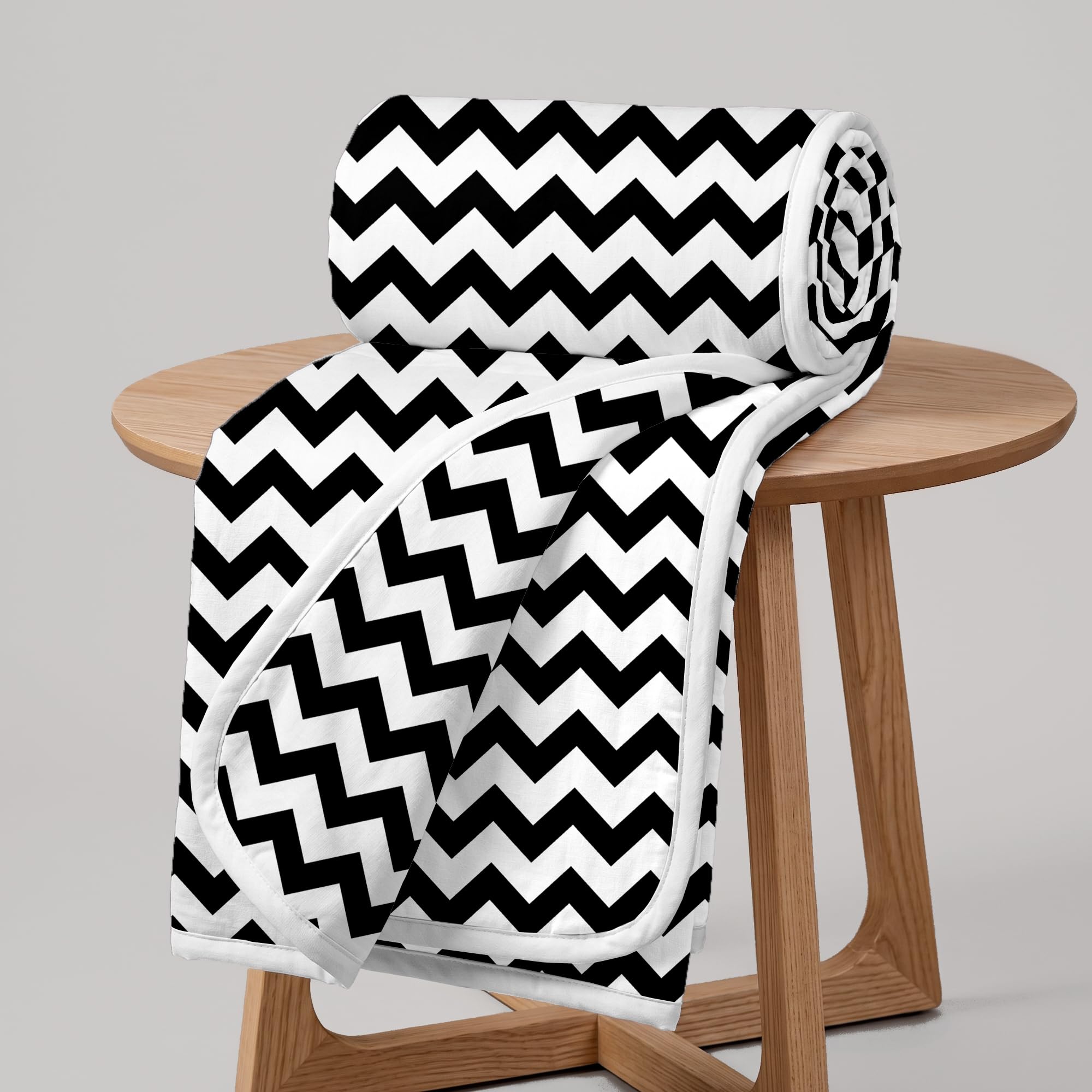 Divine Casa 120 GSM Microfiber Double Dohar | Soft & Lightweight Throw Blanket | Cozy & Breathable | All-Season Comfort | 220 x 205 CM | Zig-Zag Pattern | Anthracite Kafalo
