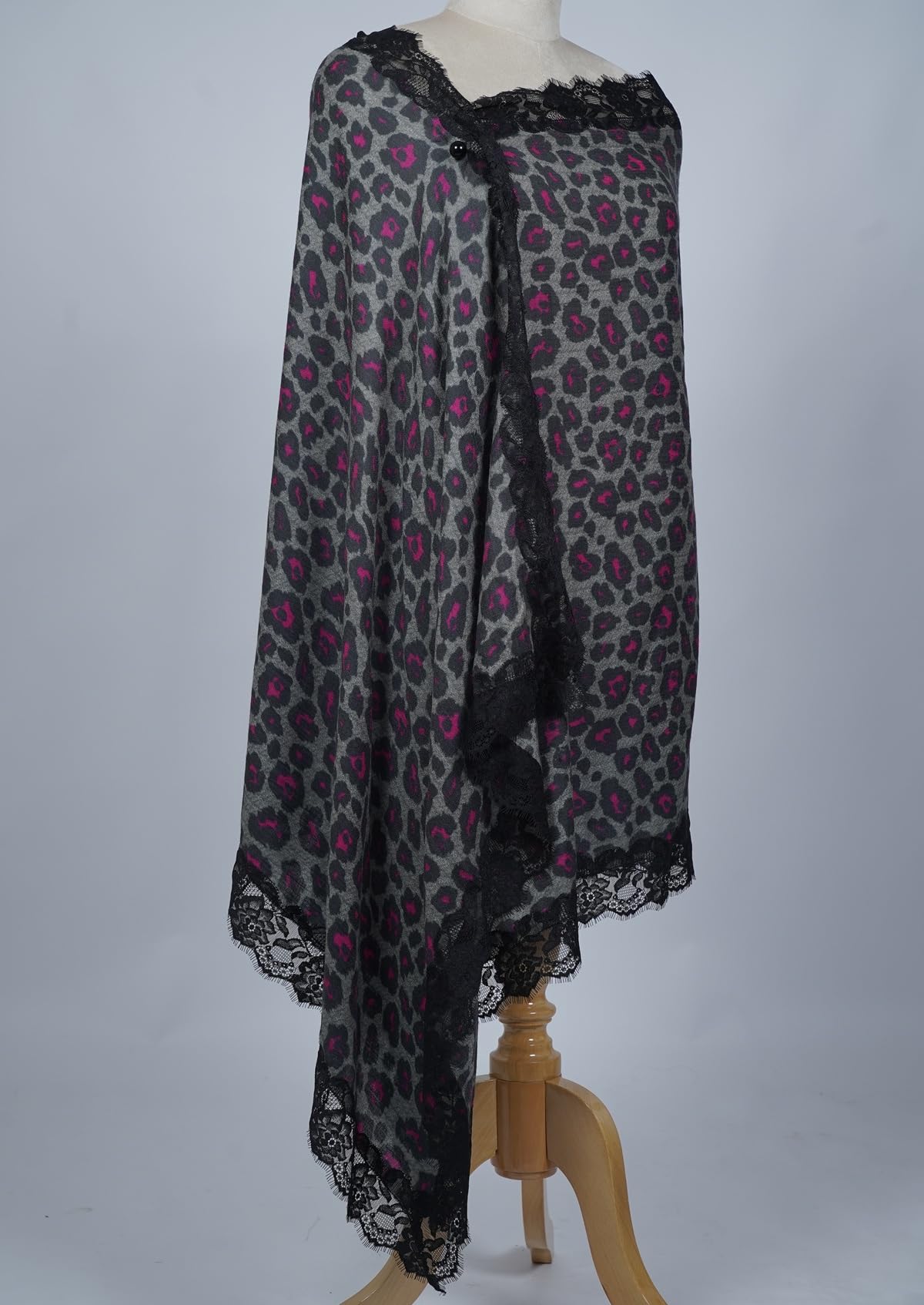 VIC Cashmere Fine Wool Leopard Print Shawl for Women – Grey & Pink Designer Wrap with 4-Side Lace Border, Soft Lightweight Fashion Stole, Elegant Winter Shawl, 70 x 200 cm | VIC-CFW-DP7204
