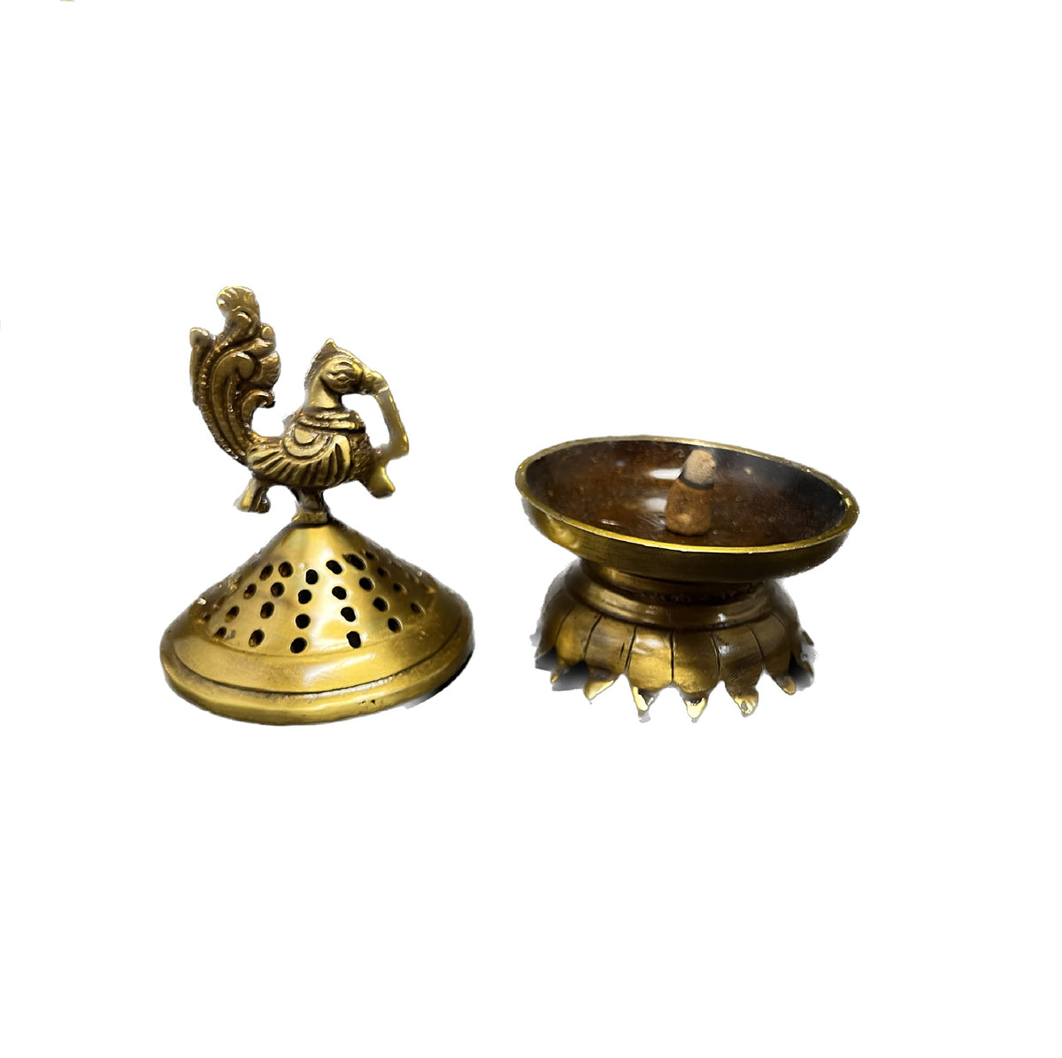 Kridaykraft Metal Brass Color Finish Dhoop Dani | Bakhoor Holder | Loban Burner | Incense Holder, Handcrafted Metal Peacock Shaped Aroma Diffuser Oil Burner| Aroma Oil Diffuser for Home