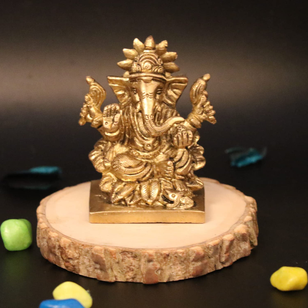 ARTVARKO Brass Lord Ganesha Bhagwan Sitting on Lotus Ganesh Ganpati Idol Figurine for Home Office House Warming Statue Murti for Decoration and Pooja Gifting (Small 7x5x8 CM)