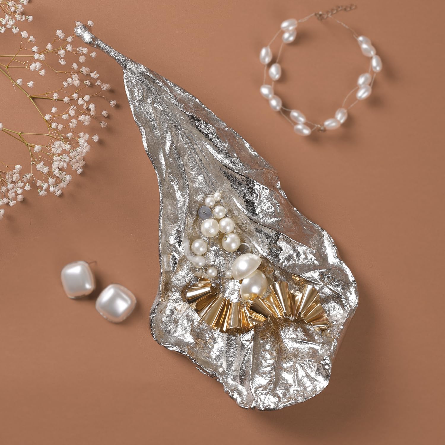 CASA Decor Royal Odyssey Silver Leaf Tray for Home Decor Gifting Item | Holi, Festival, Pooja Decorative Item for Living Room Dining Ofice Center Table (Silver,Pack of 1)