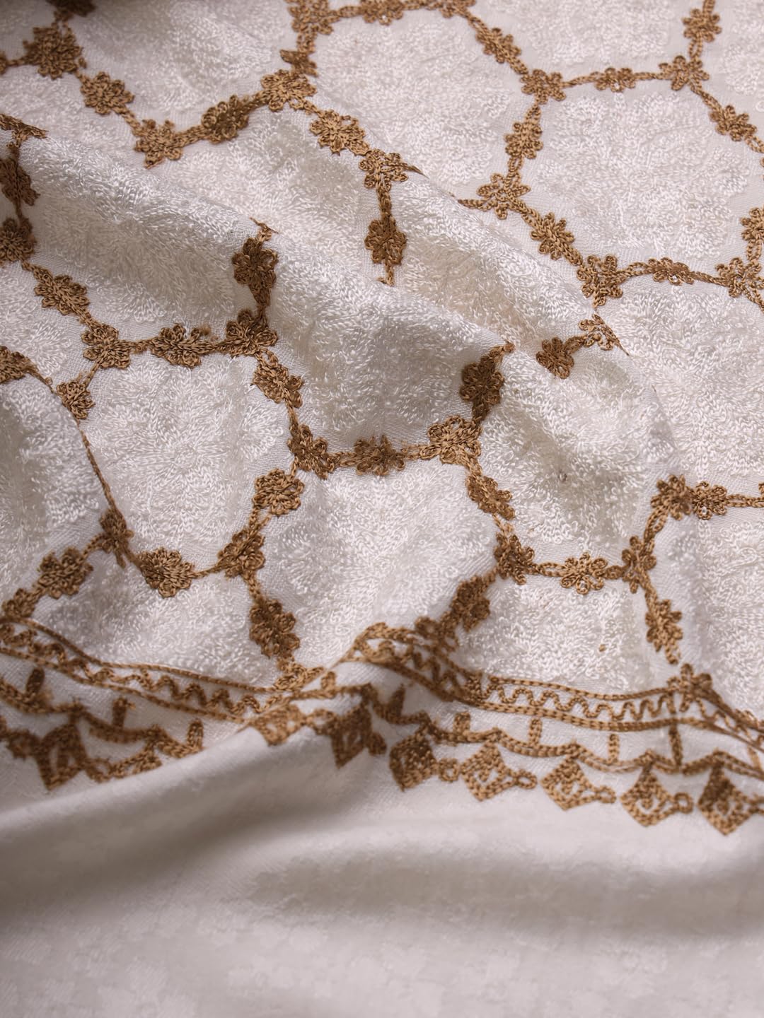 Pashmoda Women Shalimaar Embroidered Stole (Size 71X203 CM)