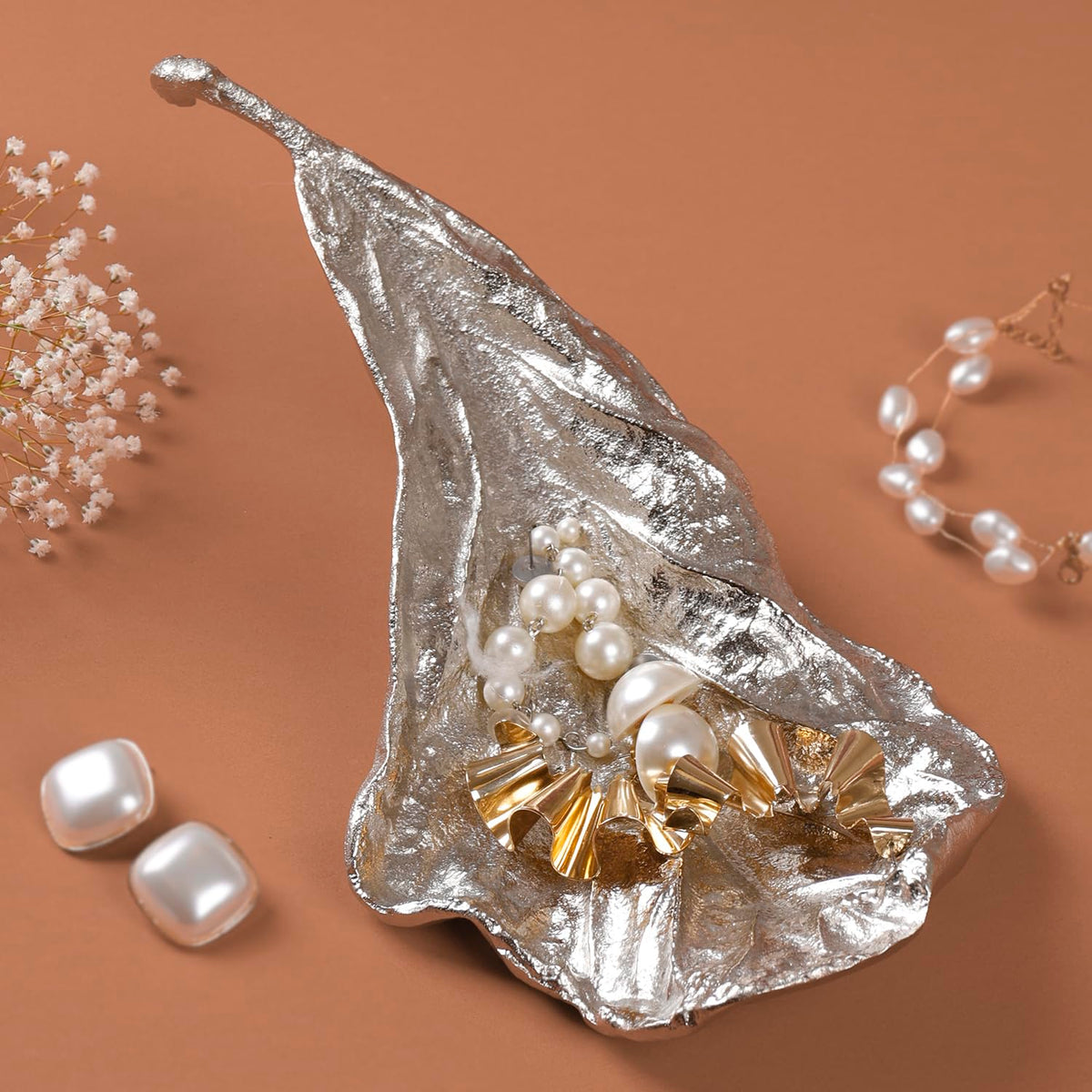 CASA Decor Royal Odyssey Silver Leaf Tray for Home Decor Gifting Item | Holi, Festival, Pooja Decorative Item for Living Room Dining Ofice Center Table (Silver,Pack of 1)