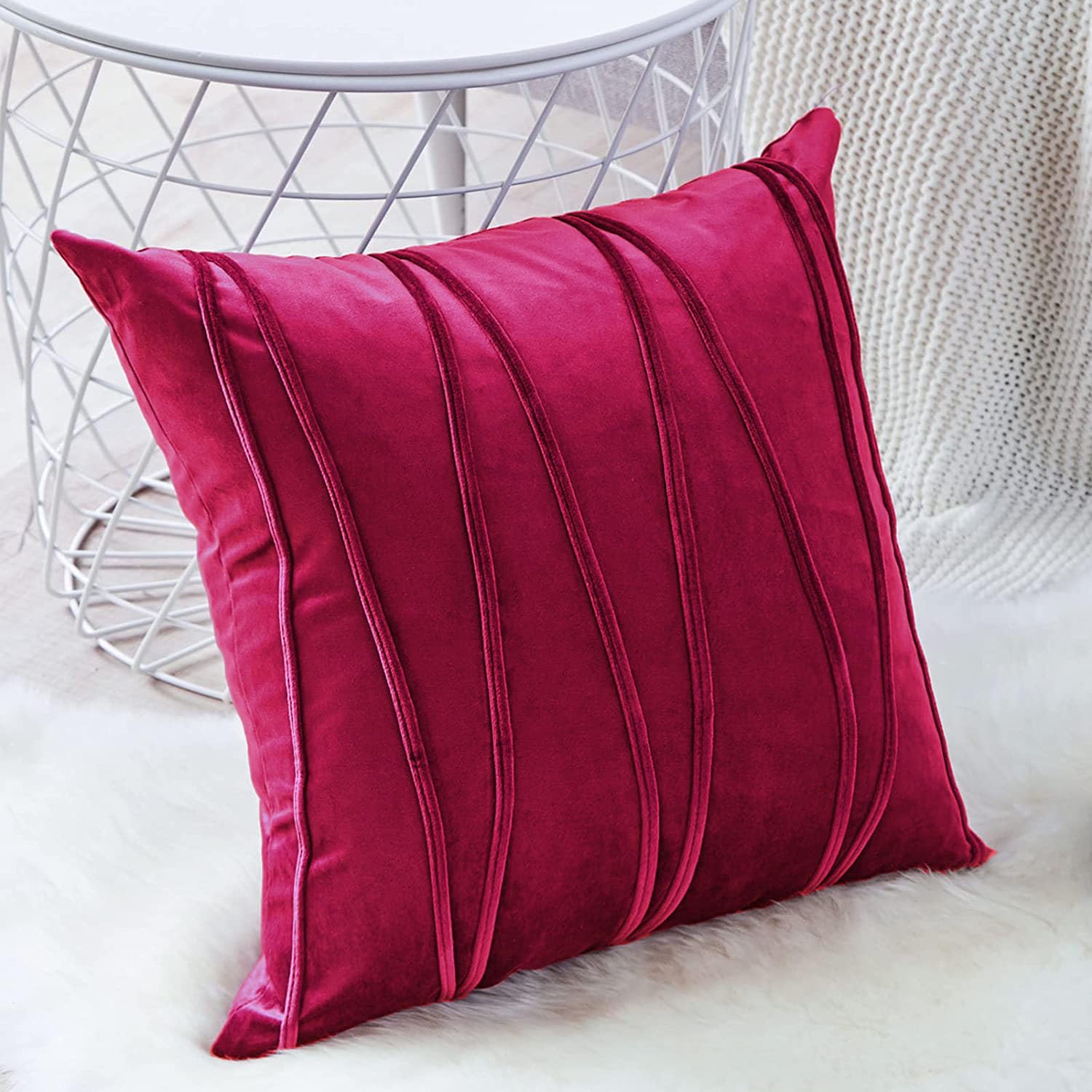 Khooti Velvet Striped Cushion Cover Pack of 1-22 x 22 / 56 x 56 cm | Pink | Soft Pillow Covers Cushion Case for Sofa Bedroom Livingroom Chair Car, Cushion Cover with Zig Zag Pattern