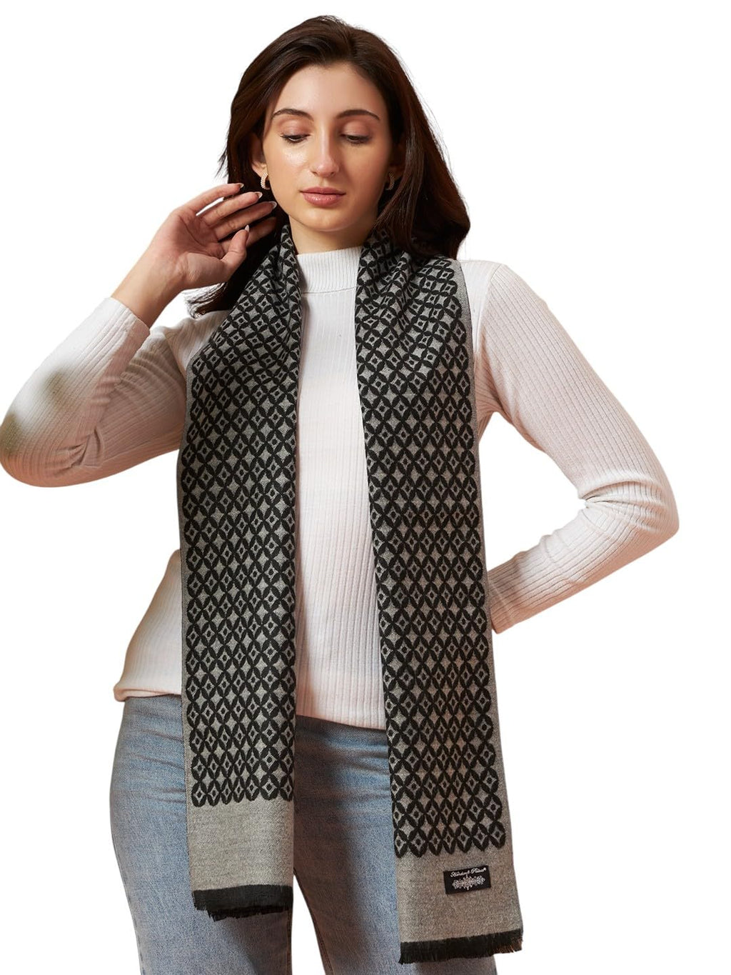 Ravaiyaa - Attitude is everything Women Woolen Ikat Design Casual Warm Winter Wear Muffler Scarf Stole 72x14 Inch (Grey Argyle/Diamond)