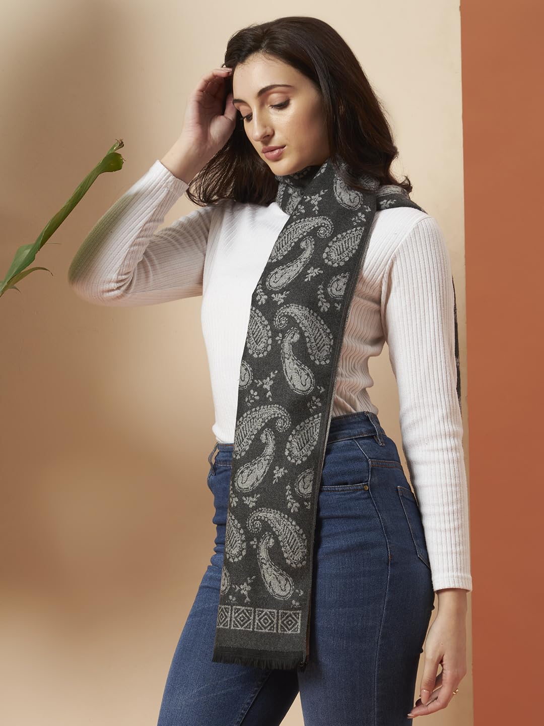 Ravaiyaa - Attitude is everything Women's Winter Warm Scarf Cashmere Reversible Wool Muffler Paisley Design (Grey Paisley)
