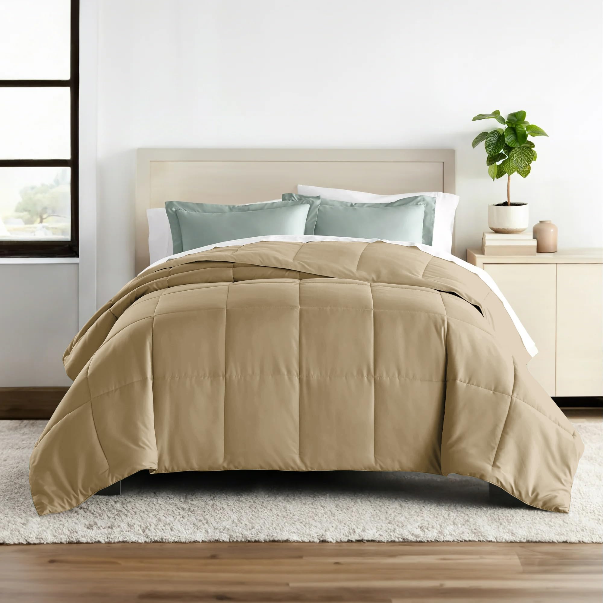 ALISHIBA CASA Hotel Collection 150 GSM All Season Comforter Double Bed AC Blanket/Quilt/Rajai Soft & Breathable Microfiber Lightweight (90 X 100 Inches) - Double Bed Comforter - Beige Color Kafalo