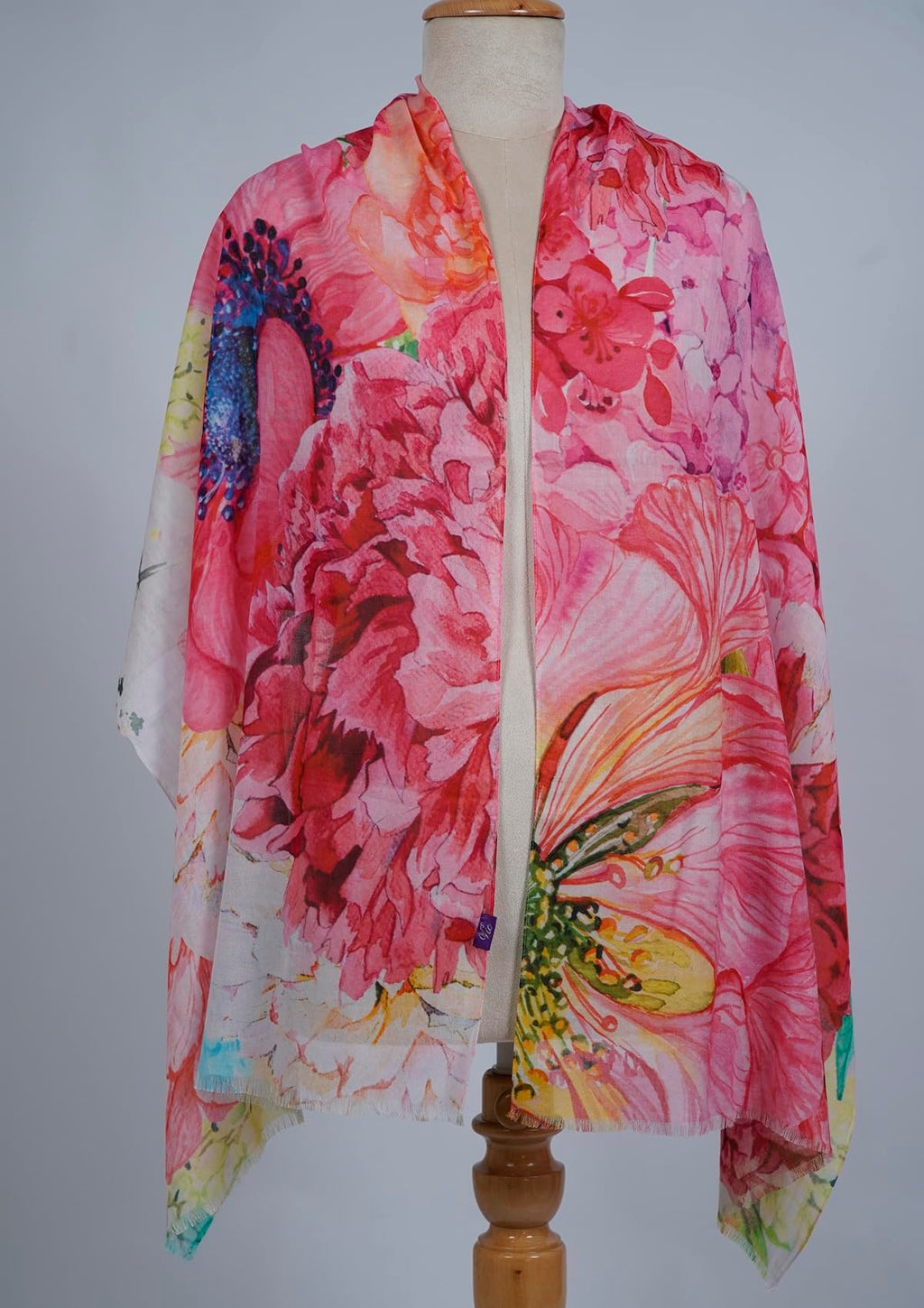 VIC Cotton Modal Digital Print Scarf for Women | Digital Print Designer Stole | Soft Lightweight Luxury Wrap | Premium Silk Modal Blend | 55 x 170 cm | VIC-SM-DP5517 (Floral soft light)