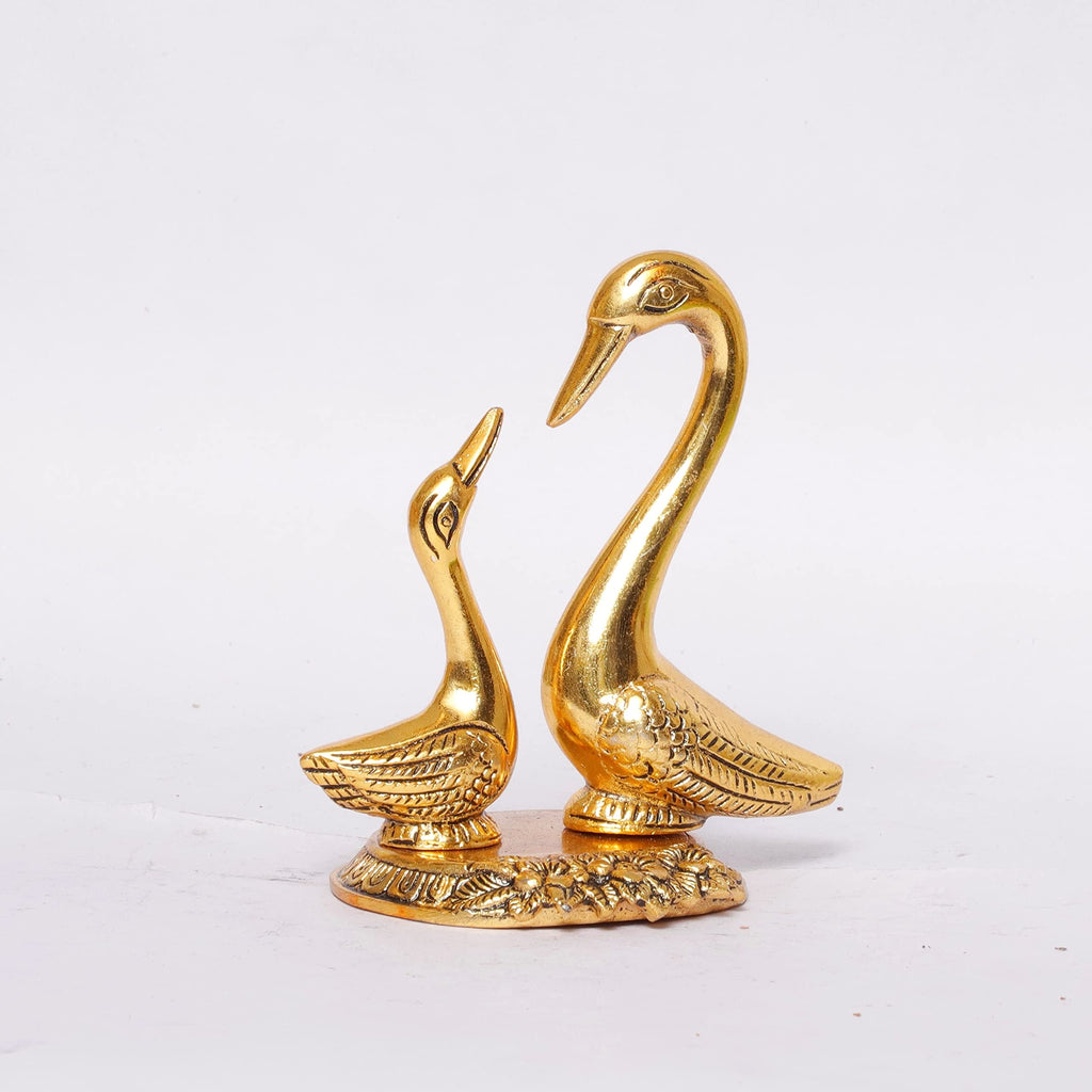 KridayKraft Love Birds Swanset Pair of Kissing Duck Metal Statue,Love for Romantic Gift to Boyfriend,Girlfriend,Decor Your Home,Office,Showcase,Animal Showpiece Figurines.