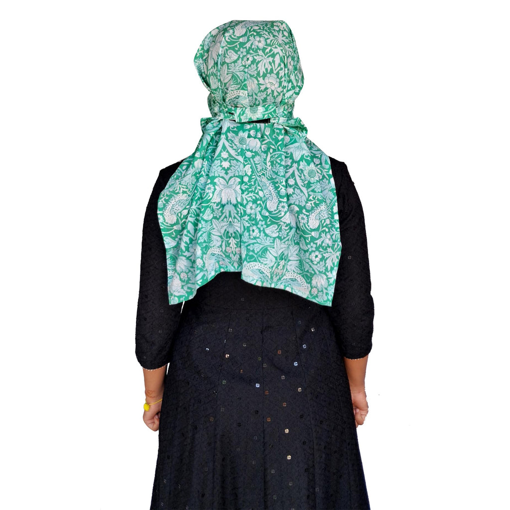 Switchon Export quality Cotton Multi color scarf hijabf for women for 12 yrs and above (Green_White)