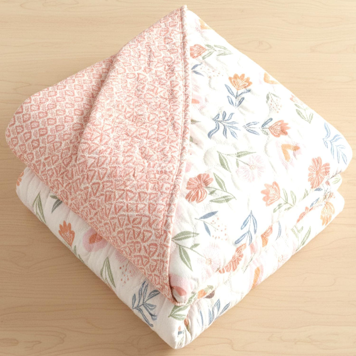 Cotton Reversible Summer Blanket, AC Comforter with Classic Printed Design, Cooling Quilt Dohar for Single Or Double Bed, Ideal for Gifting (Off White Print, Single Bed) Kafalo
