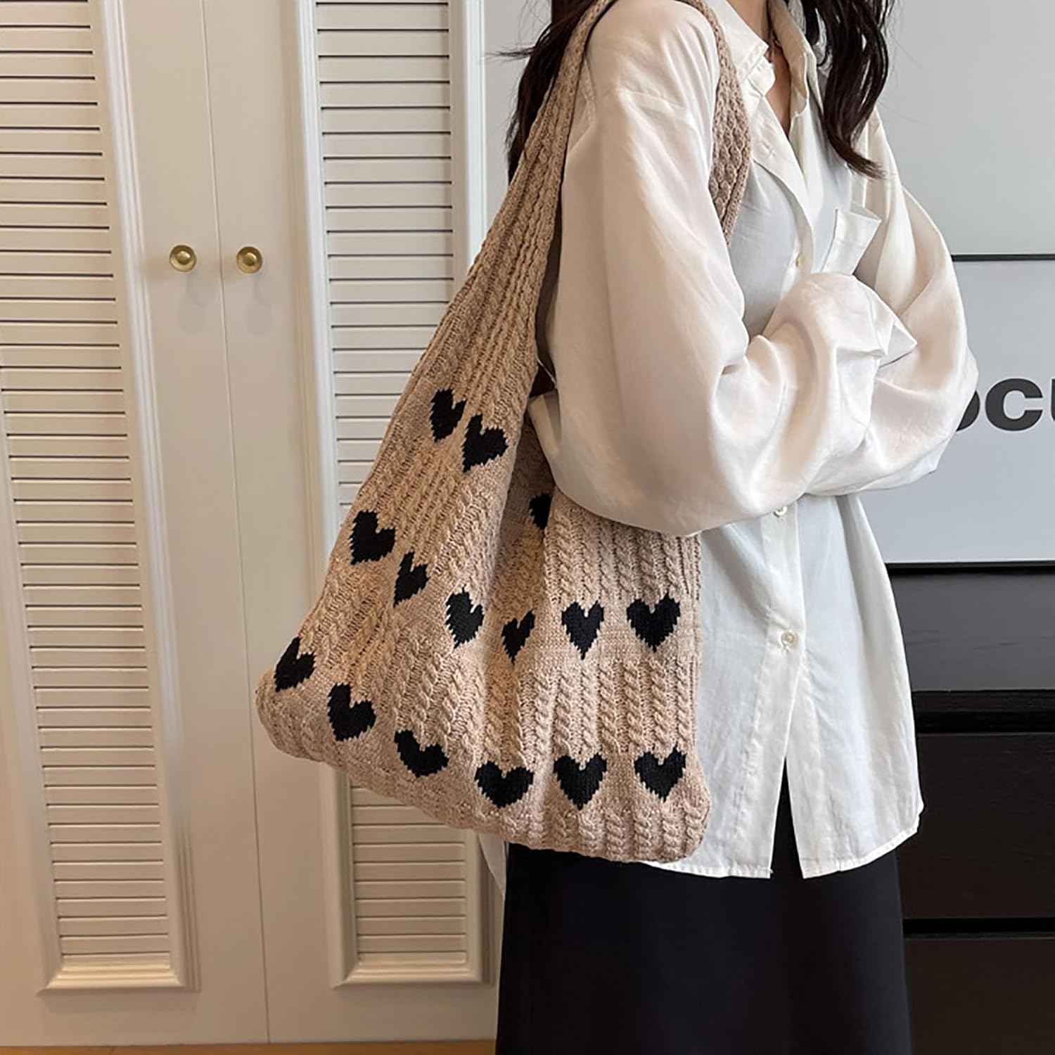 Kawn® Premium Knitted Heart Pattern Tote Bag Large Stylish and Durable Trendy bag for Everyday Use Beach Shopping Travel Work – Comfortable and Trendy Design (Khaki)
