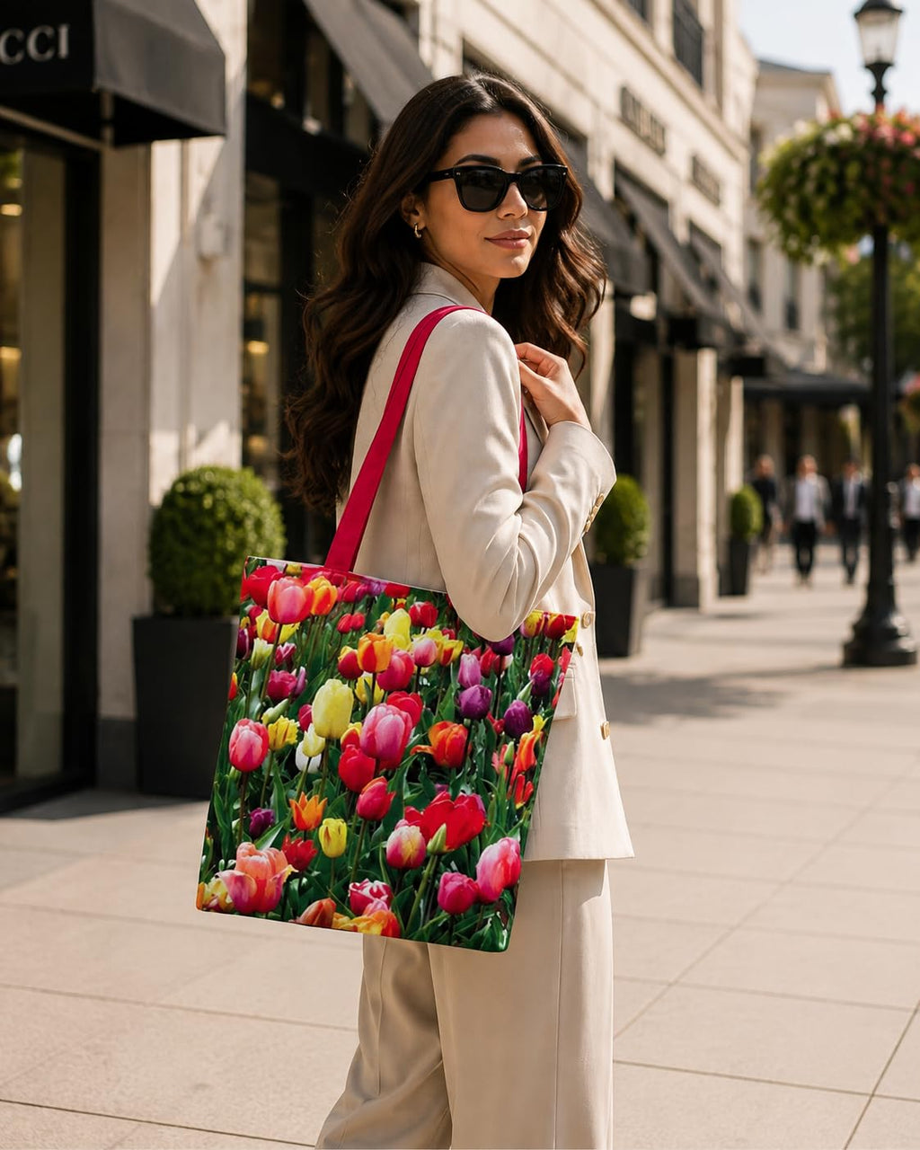 MINTHILL Canvas premium Tote Bag for Women with Zipper & liner, innerpocket Reusable Shoulder Bag for Shopping, Work, Travel, Daily Carry, Lightweight, Easy Care (Tulip Garden)