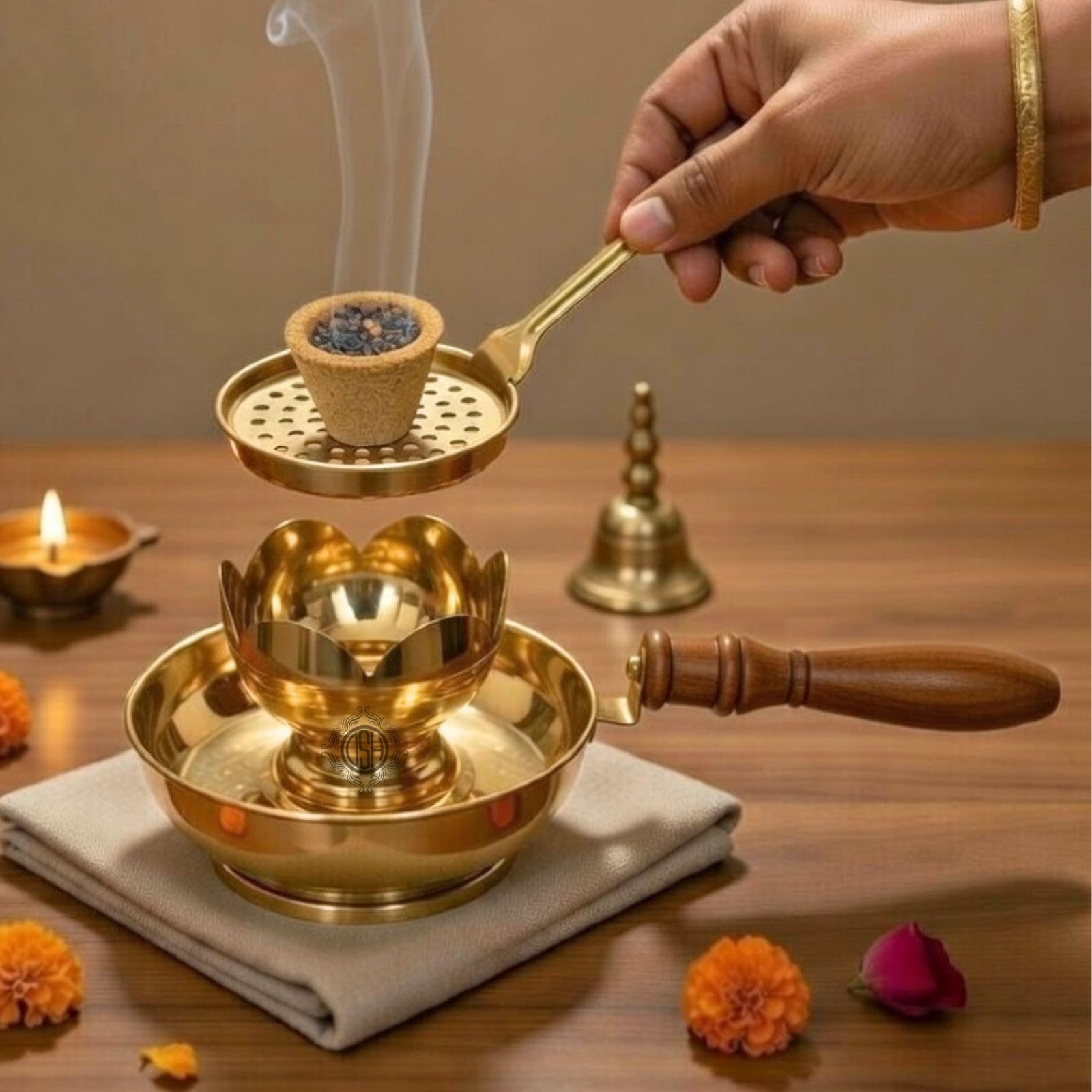 DSH Metal Dhoop Holder Incense Burner Loban Dhoop Dani Aarti Dhoop Dani Stand Burner for Home Office Temple Puja (Gold)