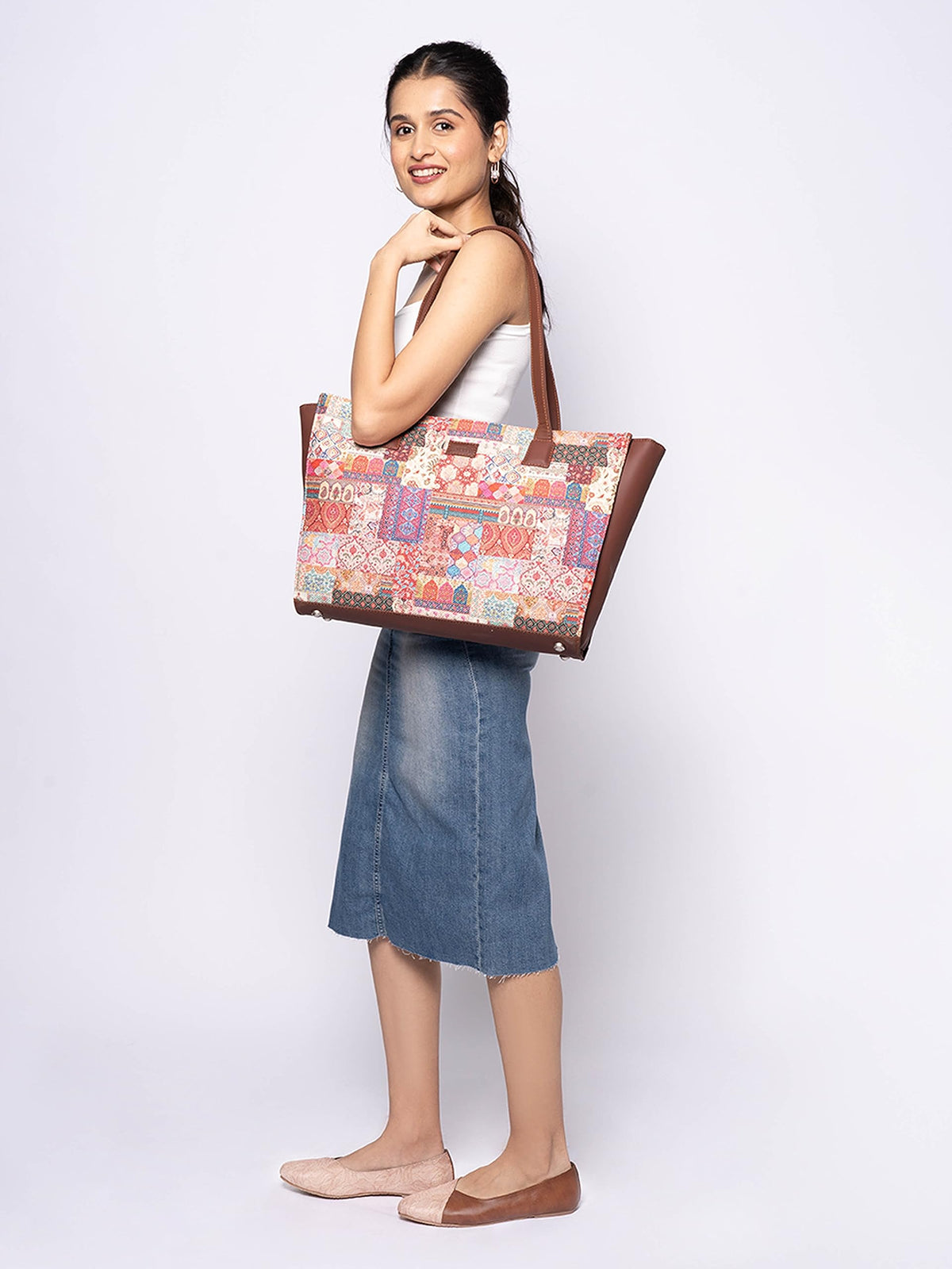 ZOUK Kutch Gamthi Abstract Printed Women Jute Vegan Leather Multicolor Office Tote Bag for Ladies With Laptop Compartment