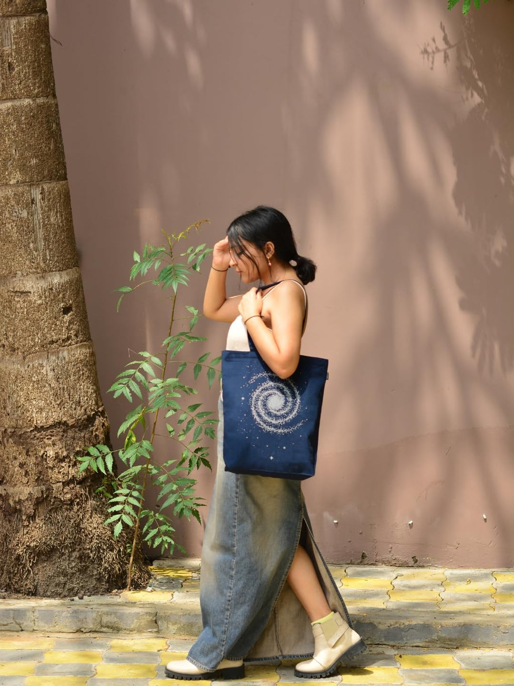 Eco Right Canvas Tote Bags for Women with Zip, College Bag for Girls, 100% Organic Cotton Tote Bag for Shopping, Travel & beach bags for women (The Milky-way)