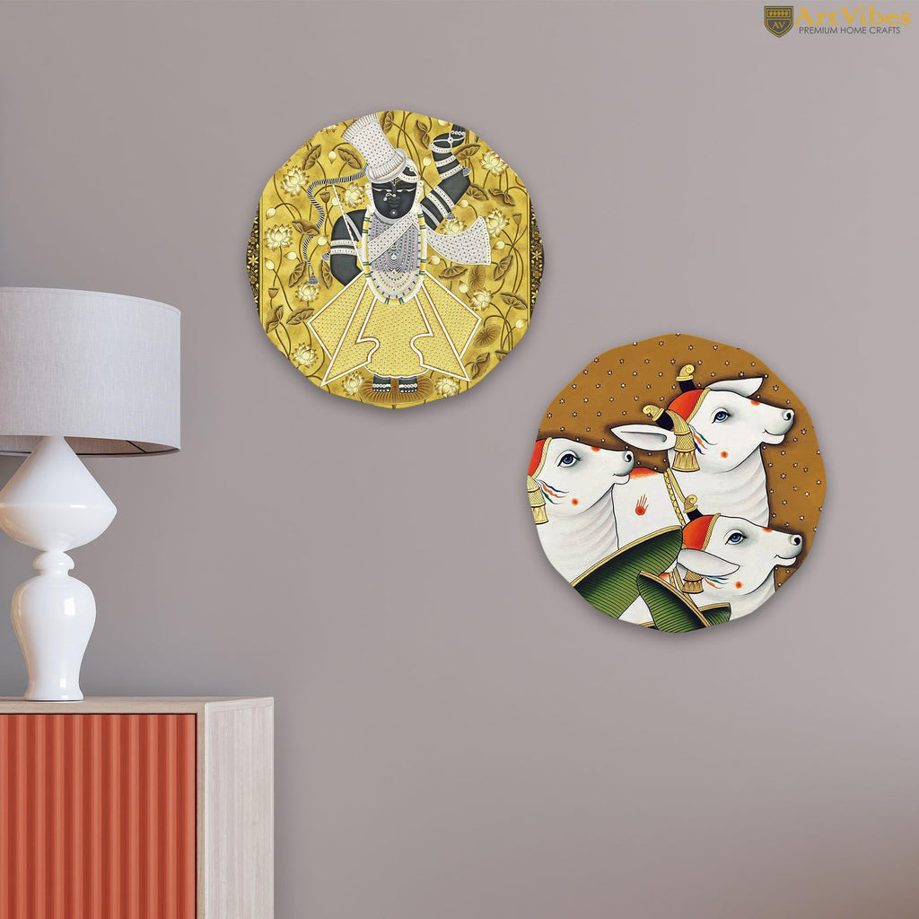 Artvibes Cow Round Shape Round Shape MDF Wooden Wall Art for Home Decoration | Spiritual Decor Items | Wall Art Paintings | Wall Poster| Stylish Modern Artwork | Gift Items (WH_8819N), Set of 2
