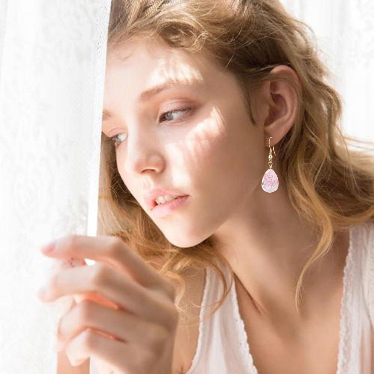 Peasimy Beautiful Real Flowers Dried Pressed Teardrop Earrings for Women Handmade Resin Waterdrop Pressed Dry Flower drop dangle Earrings Jewelry Gifts, Resin, No Gemstone