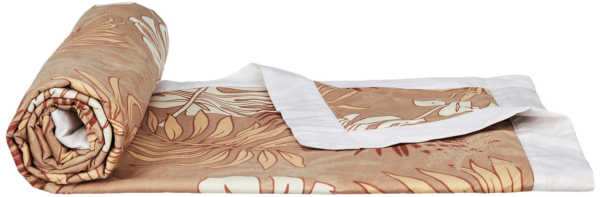 A Brand New - Solimo Double Microfiber Quilt|100% Microfiber Exterior|120 GSM|for Mild Winters and Ac Rooms (Daffodil Patio),Multicolor Kafalo