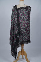 VIC Cashmere Fine Wool Leopard Print Shawl for Women – Grey & Pink Designer Wrap with 4-Side Lace Border, Soft Lightweight Fashion Stole, Elegant Winter Shawl, 70 x 200 cm | VIC-CFW-DP7204