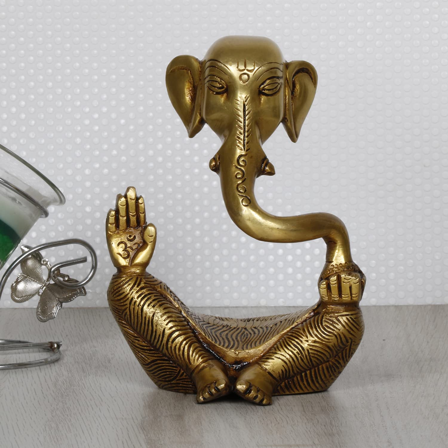 ARTVARKO Brass Trunk Ganesha Idol Ganesh Statue in Modern Art for Home Office Desk Diwali Gift Pooja House Entrance Showpiece Gifting 6 Inches
