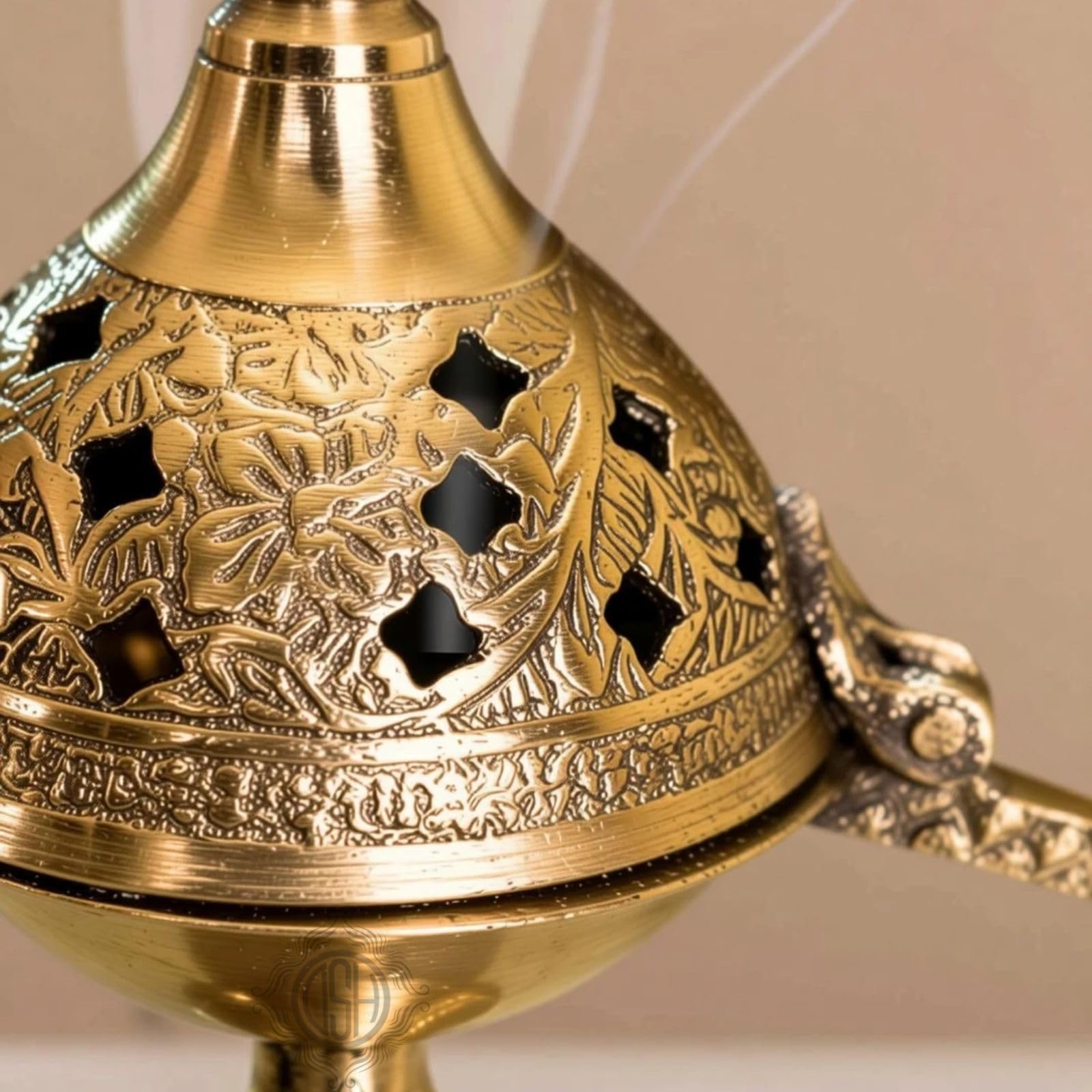 DSH CRAFTING YOUR CURIOSITY Home Purifying Brass Dhuna Loban Burner Dhooni Dhoop Dani Dhuni Brass Table Dhoop Dani Incense Burner for Loban (Small)