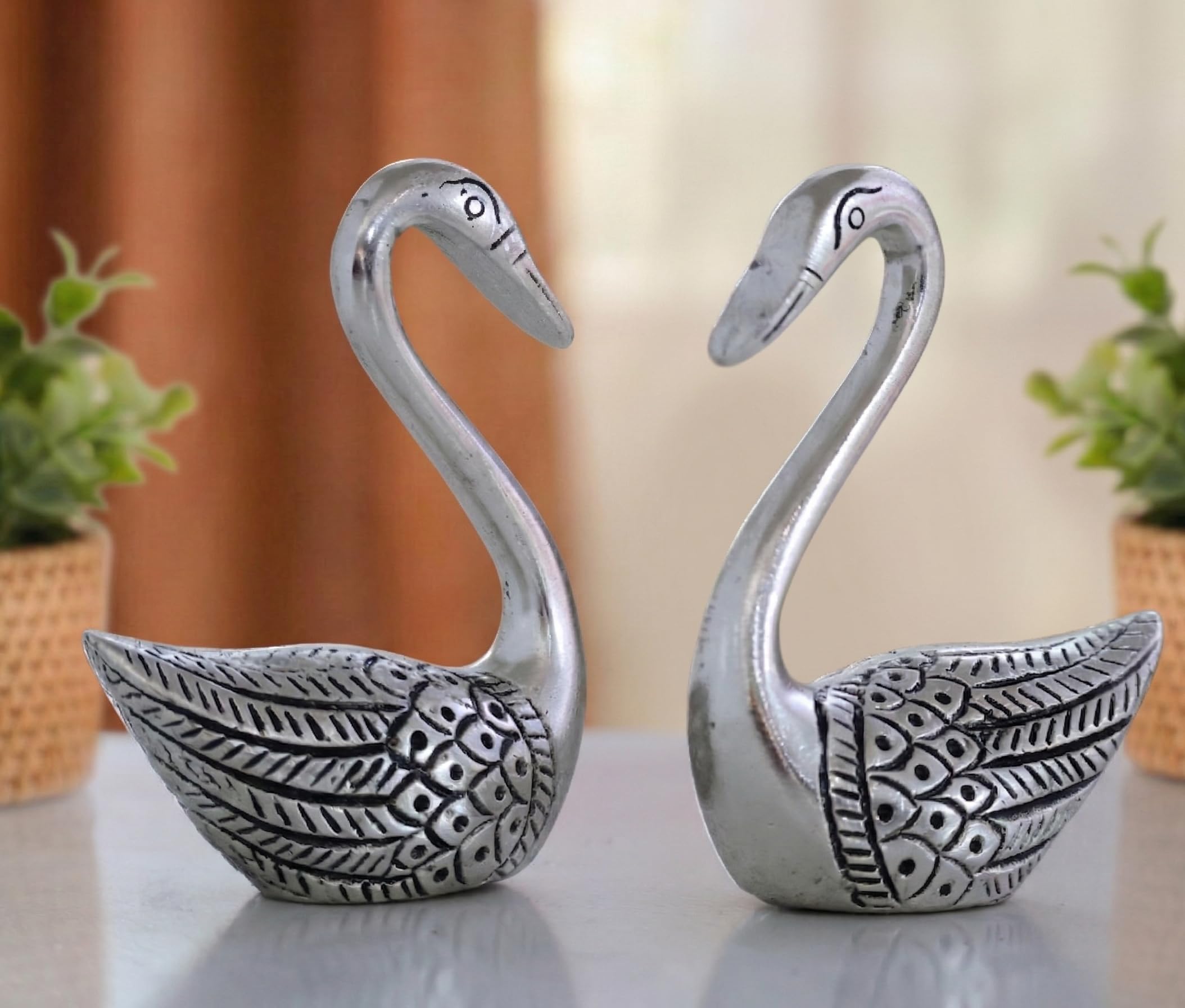 Elegant Metal Swan Pair Showpiece Handcrafted Silver Finished Decorative Figurines for Home Decor, Living Room, and Office – Set of 2 Vastu/Feng Shui Gift Items