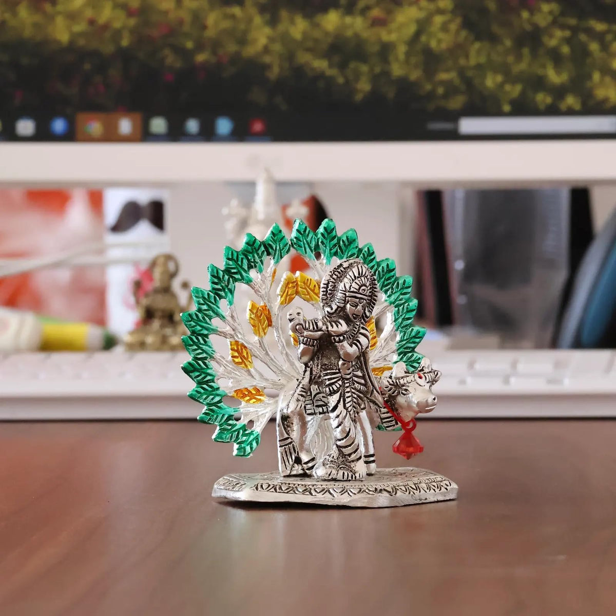 KridayKraft Elegant Cowkrishna Murti – Divine Lord Krishna Idol for Home & Office Décor, Intricately Designed Pooja Statue & Spiritual Showpiece for Living Room, Bedroom, Temple (Silver)