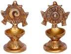 Artvarko Brass Lord Vishnu Shankh Chakra Design Nila Vilakku Brass Aarti Diya Deepak Oil Lamp Deepam for Home / Temple Decor 4 Inch