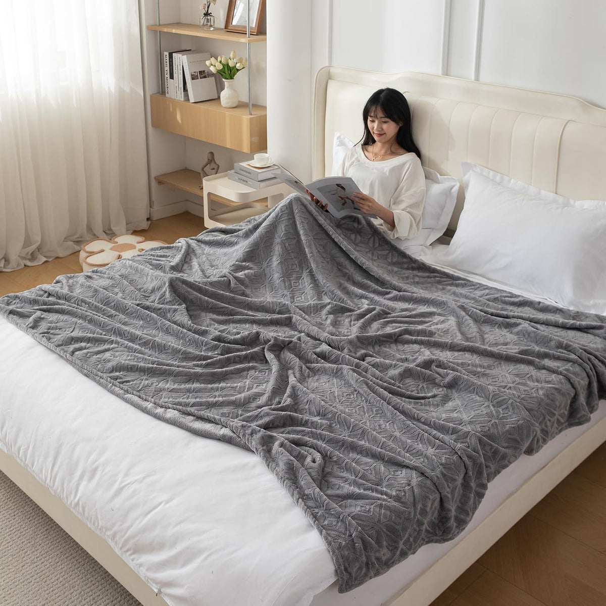 HOKIPO Fleece AC Blanket Double Bed Queen, 200X230 Cm / 6.5X7.5 Feet, Grey (AR-5259-GRY) Kafalo