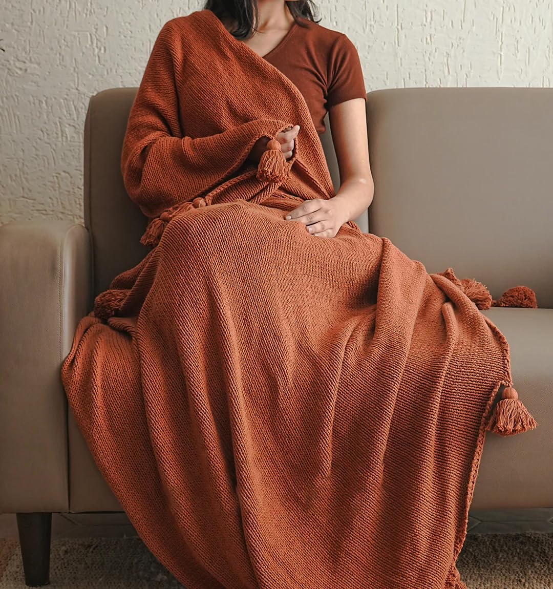 Paudha All-Season Pure Cotton Knitted Sofa Throw Blanket for 3 Seater, Breathable Throw for Sofa & Bed, Wavy Aesthetic Sofa Throw Cover, Extra Large Sofa Throws, 60 x 50 Inch, Cinnamon Blaze Kafalo