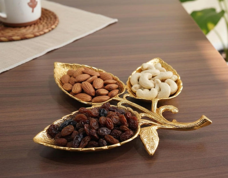 Vintage Metal golden Leaf Shaped Serving Tray, 3 Compartment Dry Fruit Platter, Decorative Snack Bowl, Tabletop Decor
