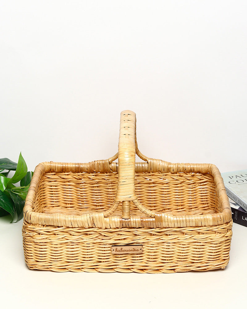 Rustic Rattan Picnic Basket, Fruit Basket for Family Meals & Travel