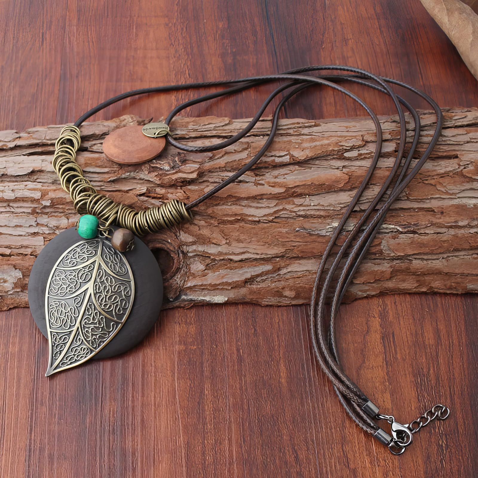 color cosplayer Leather Cord Necklace Vintage Style Wooden Leaf Boho Statement Long Necklace for Women Handmade Jewelry, 40-80 cm, Zinc, No Gemstone